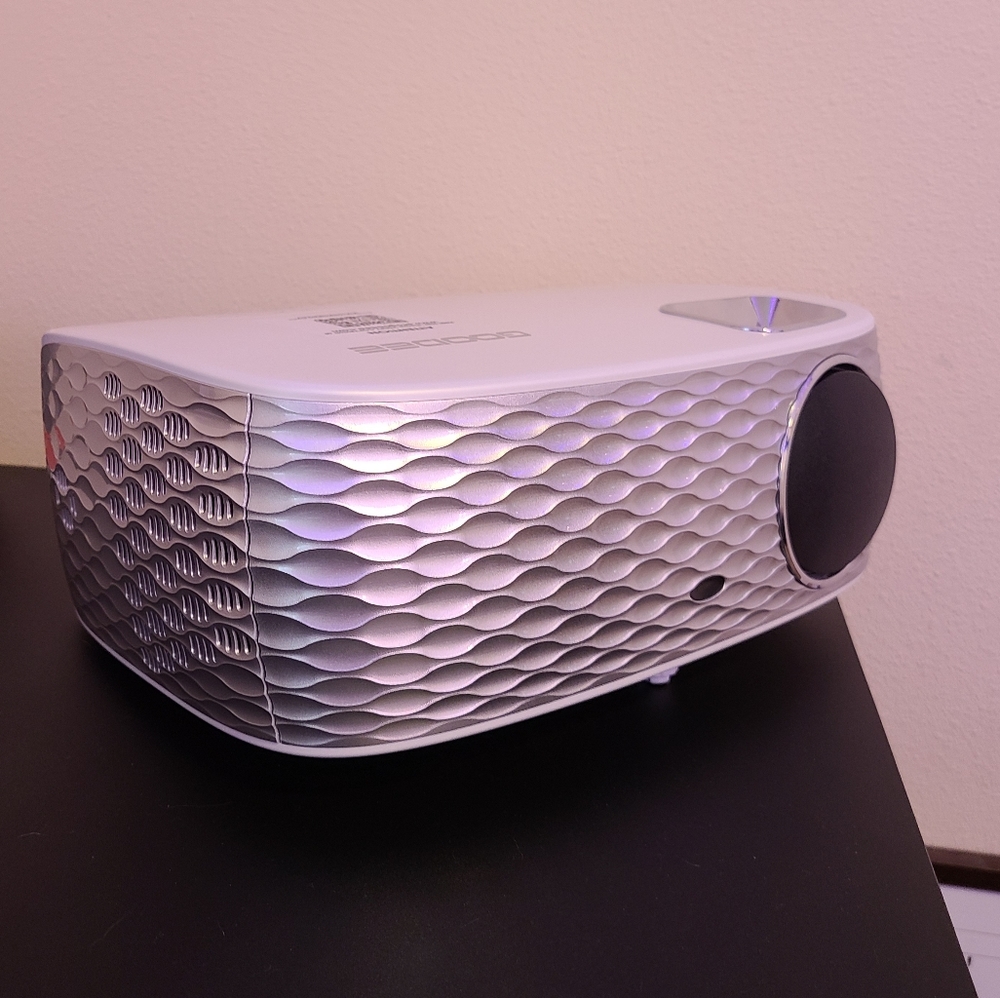 Goodee 1080p Projector Full HD Home Theater Projector